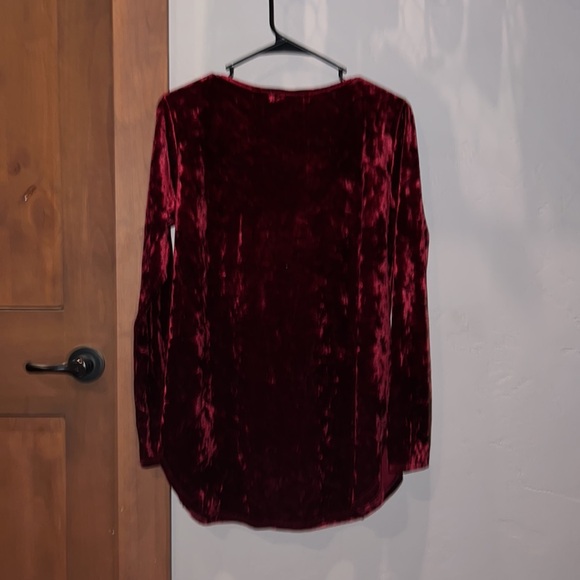 Emmer & Oat Red Crushed Velvet Long-sleeve Top with Cross-cross neck - Picture 2 of 2